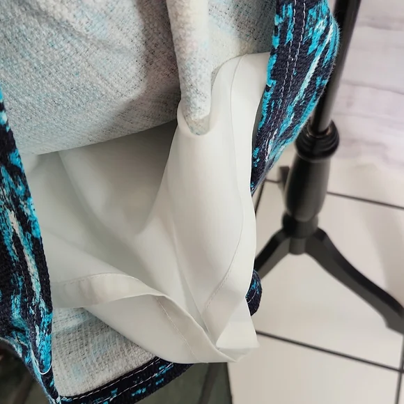 Scenic Print Blue Skirt - Picture 7 of 7